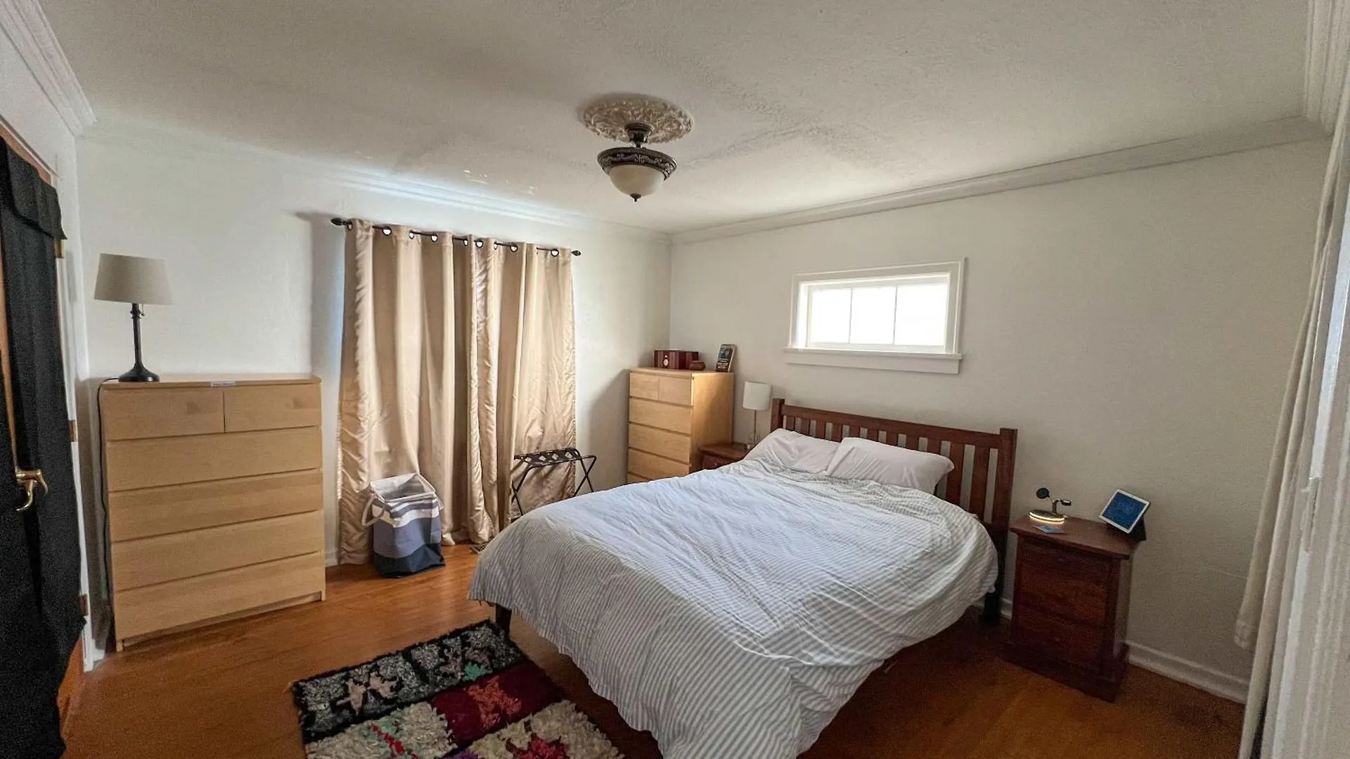 Melrose Place Main Suite Victoria